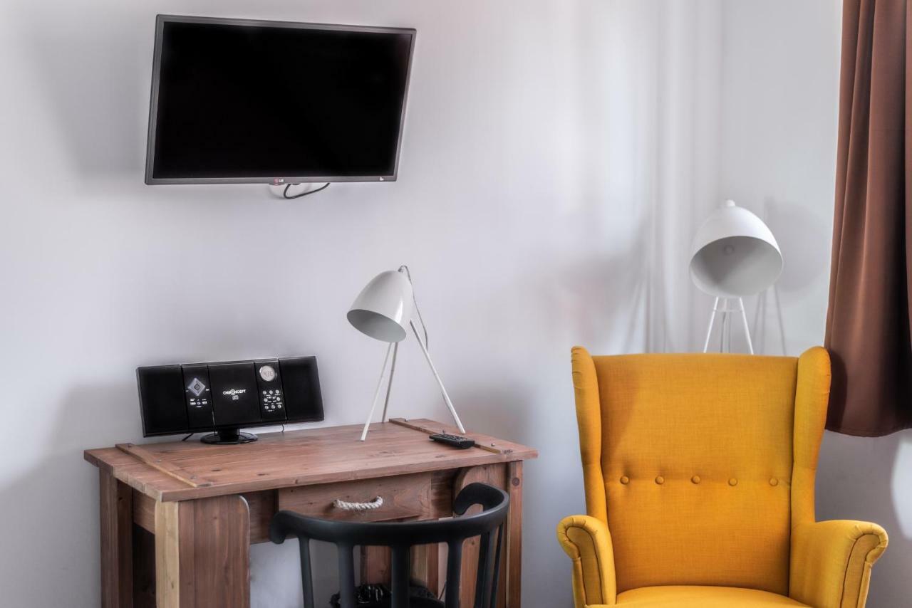 Szabolcs Vezer Panzio Bed & Breakfast エクステリア 写真